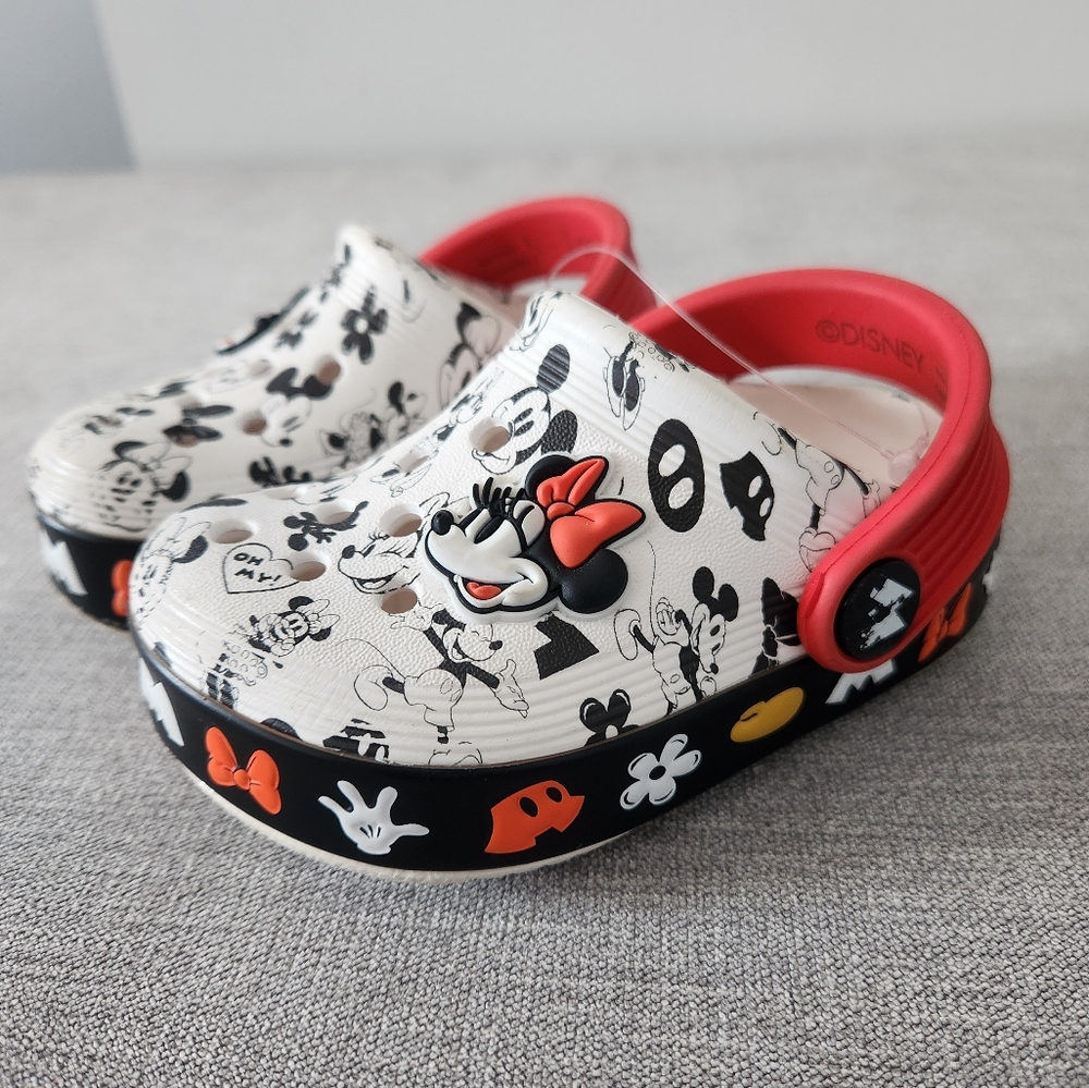 Disney mickey off court crocs sz 5 - Picture 1 of 7